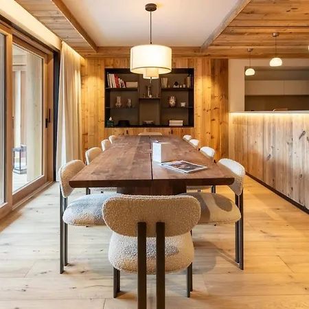 Antares Meribel Luxury 公寓 *